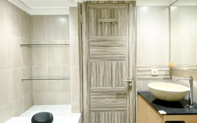 Best Deal And Homey 1Br Apartment Grand Sentraland Karawang