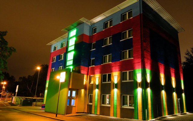 hotelImage