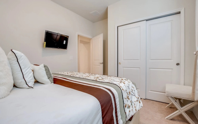 4611 Terrasonesta Drive