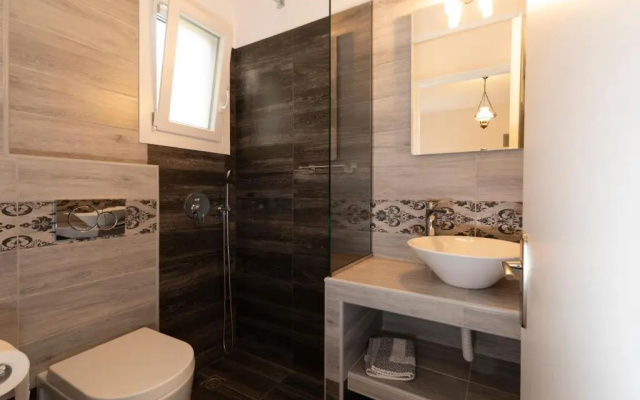 Litsa Rooms