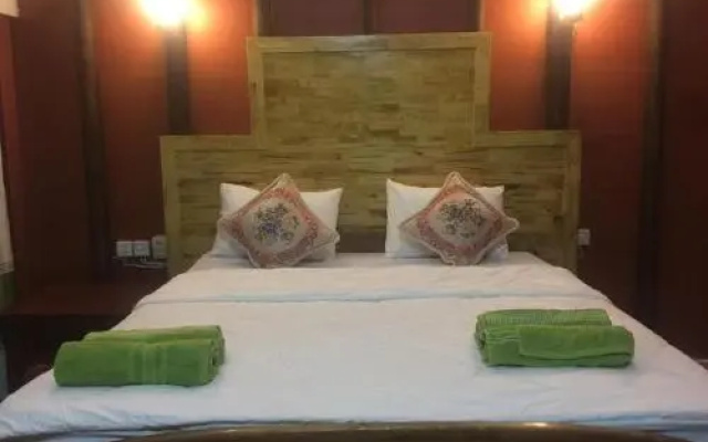 Ryta Beach Bungalow & Resort