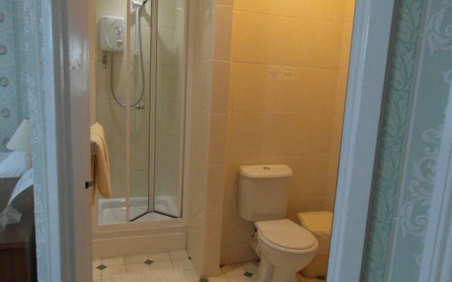 Adeline Guest House