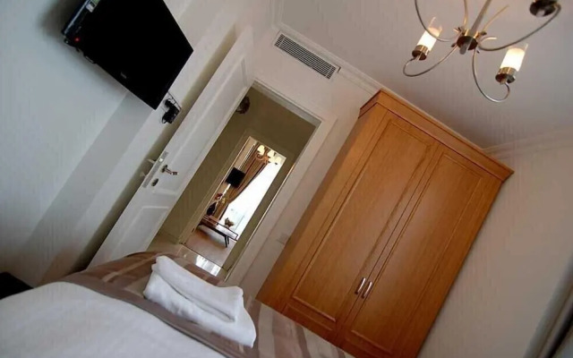 Mayer Cihangir Suites
