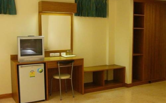 Sunwest Apartment