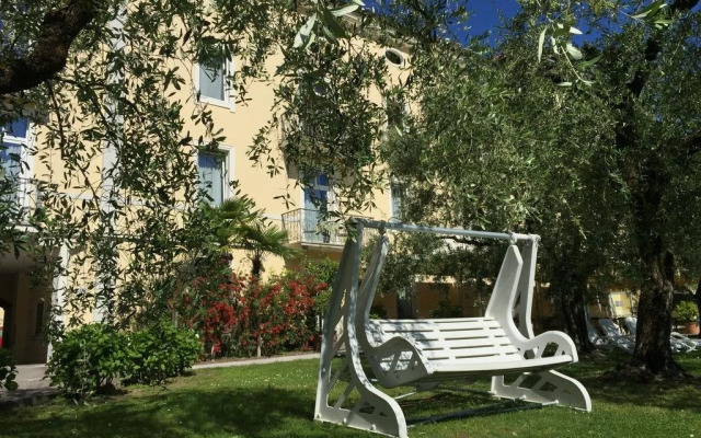 Aparthotel Englovacanze