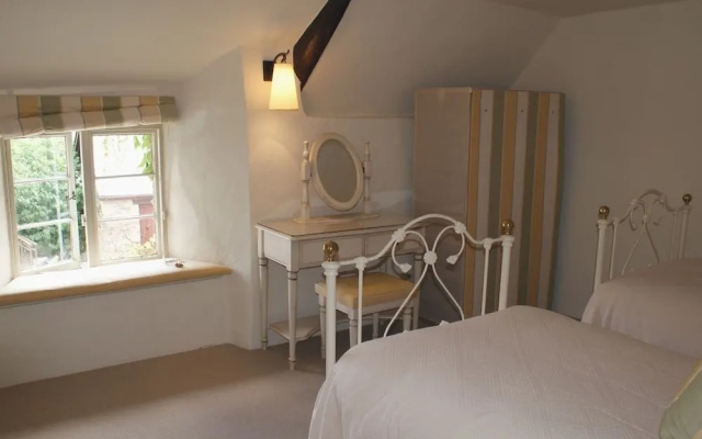 Ivy Cottage