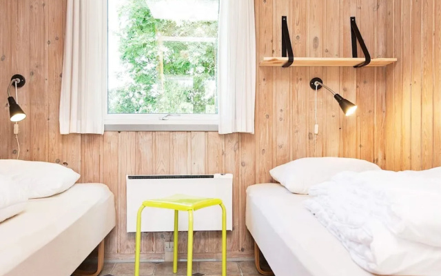 6 Person Holiday Home in Glesborg