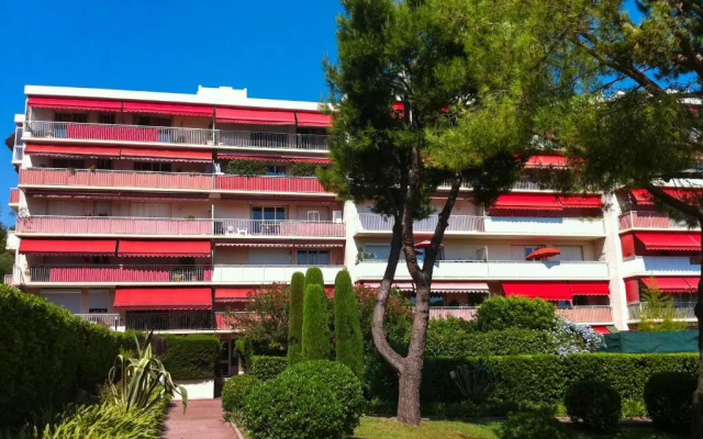 Casalionelantibes Appartement de 70m2 avec jardins et parking