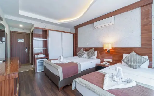 Grand Bayar Beach Hotel - All Inclusive