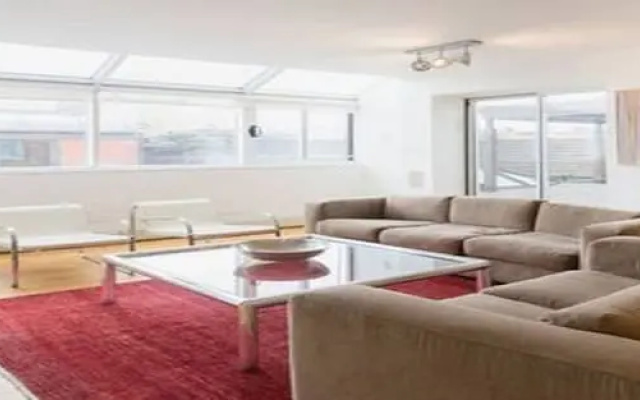 Luxury Yorkville Penthouse Suite