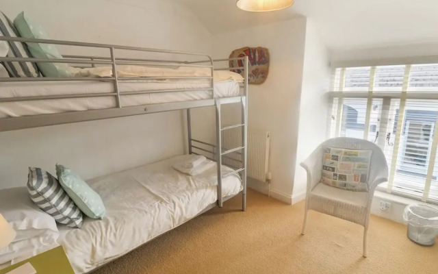 Coombe Street Cottage