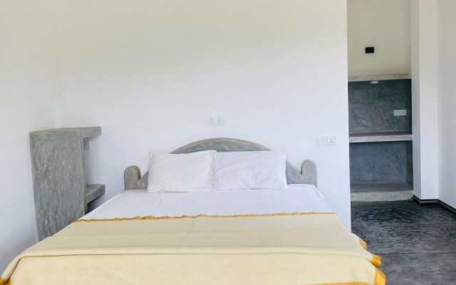 Unawatuna Hideaway Hostel