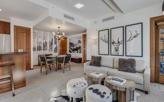 Capitol Peak Lodge by Snowmass Mountain Lodging