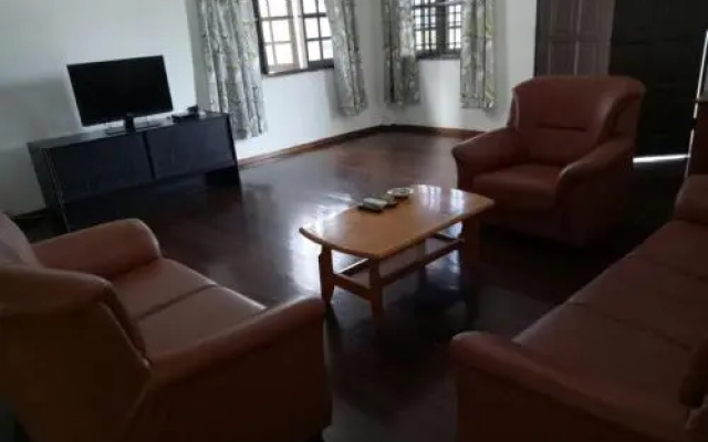 Titi Panjang Apartment Lumut Sitiawan Manjung