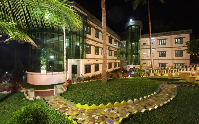 Misty Hill Resort