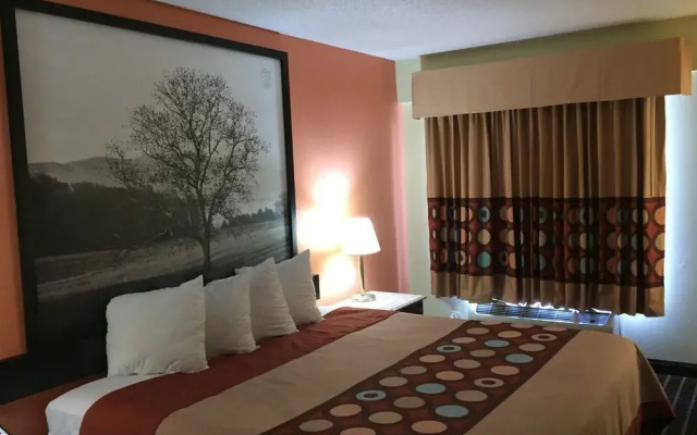 Super 8 by Wyndham Dandridge