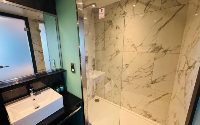 Crowne Plaza London - Kingston by IHG