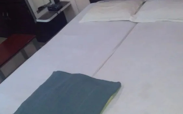Iroomz Nagamayuri