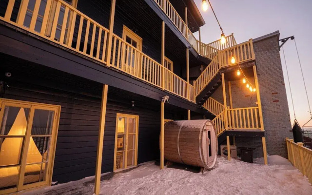 Remparts 2 Bed w Private terrace & sauna