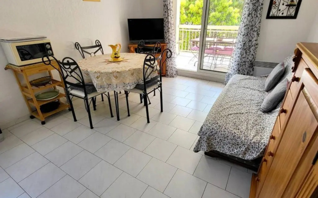 Appartement Six-Fours-les-Plages, 2 pièces, 4 personnes - FR-1-316-91