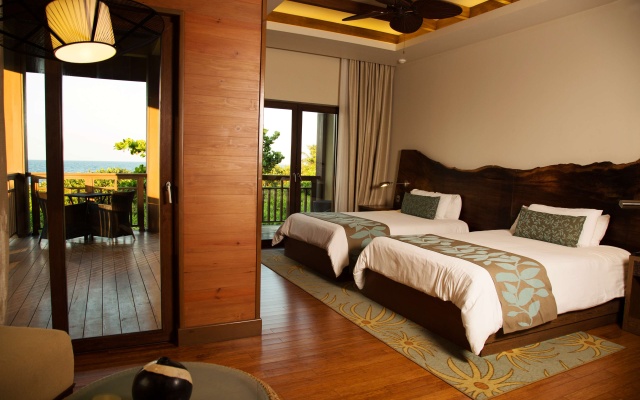 Indura Beach & Golf Resort, Curio Collection by Hilton