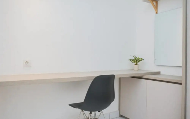 Comfort And Simple 1Br At Casa De Parco Apartment