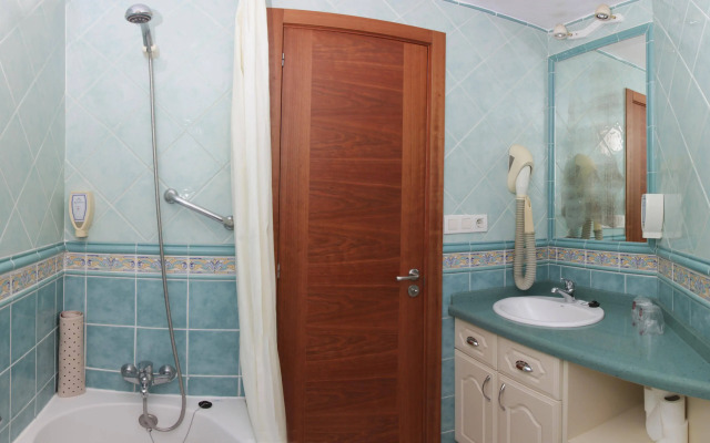 Regency Torviscas Apartments & Suites