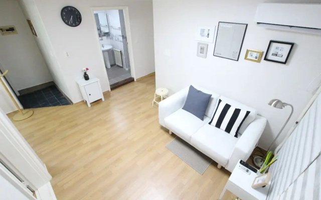 Houseinhongdae6