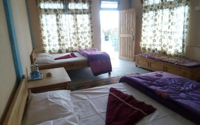 pushpa homestay