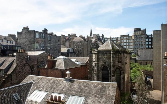JOIVY Old Town 1-bed Apartment With Stunning Views