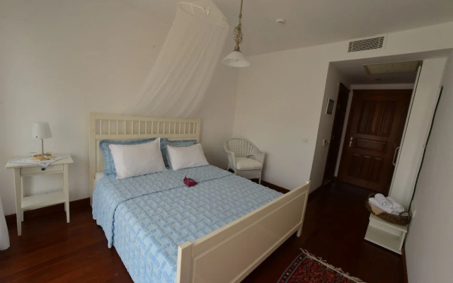 Reyhan Hotel