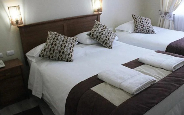 Hotel Plaza Pinto