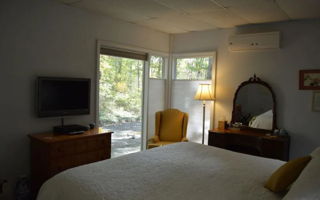 Inn the Woods Bed and Breakfast