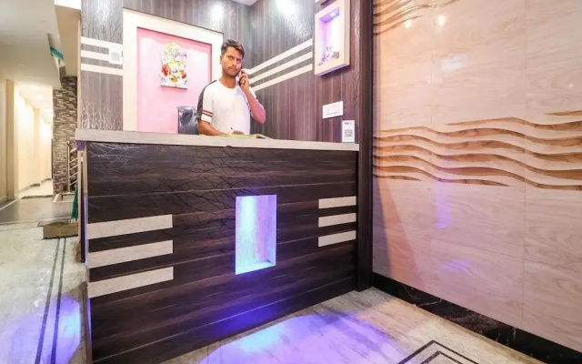 Hotel Ambay International by OYO Rooms