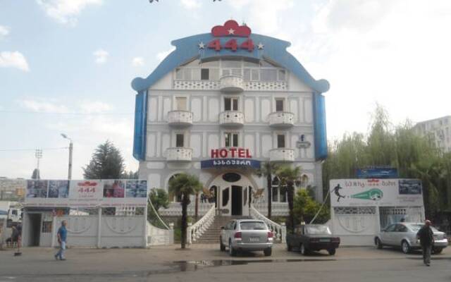 Hotel Georgia 444 Тбилиси вид на фасад