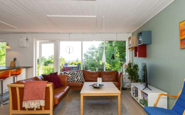 5 Star Holiday Home in Ronde