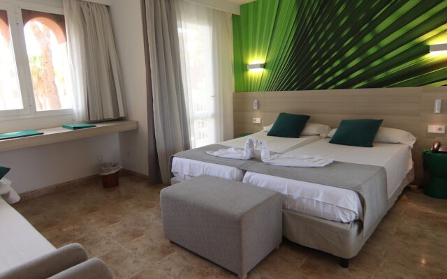 Hotel Canyamel Classic комната для гостей