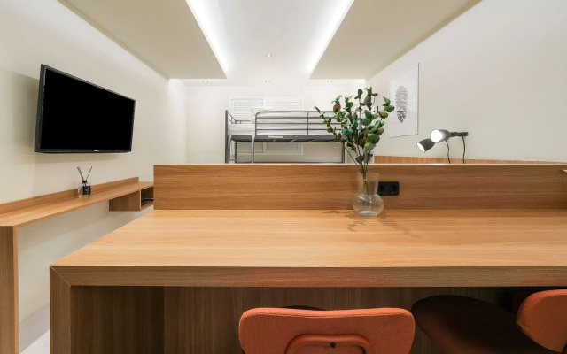 Hotel Less Seoul