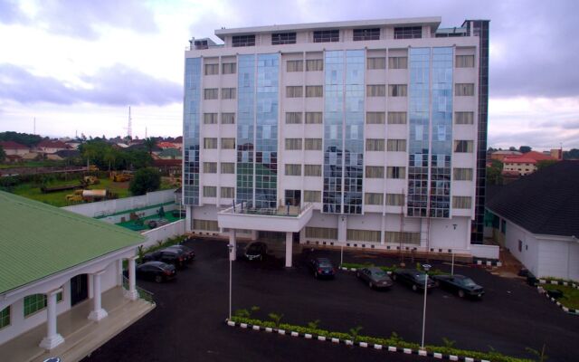 BON Hotel Sunshine Enugu Энугу вид на фасад