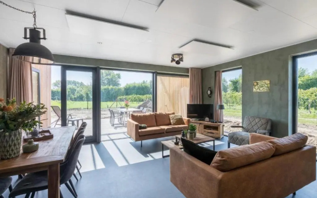 Holidayhome - Vroondijk 2 Vrouwenpolder 'Duinappel en Zonnebes'