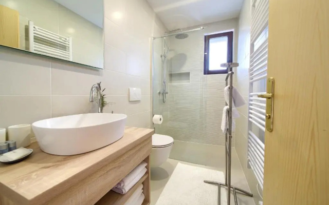 Apartments Loncar