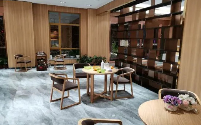 Qigu Yunju Hotel (Changbai Mountain North Slope Distribution Center Branch)