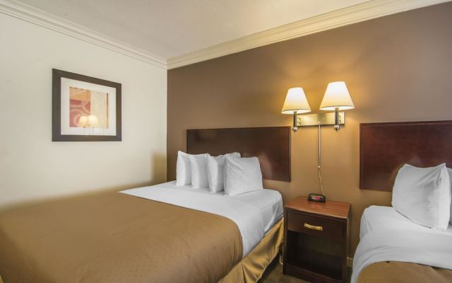 Quality Inn & Suites High Level