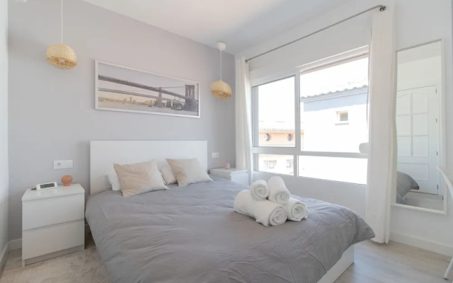 **** Luxury Terrace & Views Penthouse
