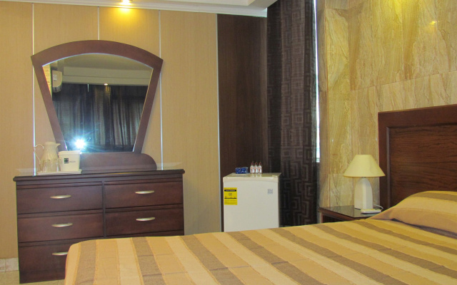 Hotel San Thomas Inn