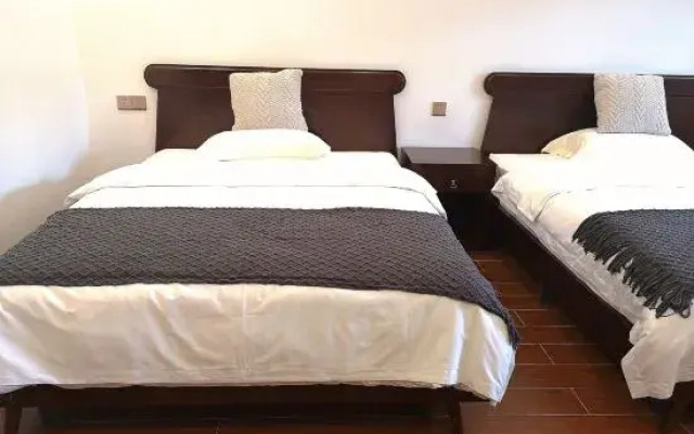 ShangHai WangHuYueShe Hotel