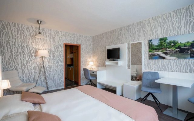 QU Hotel, Trademark Collection by Wyndham