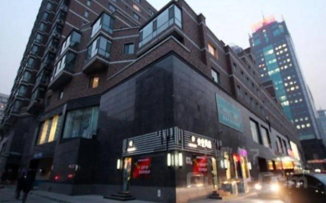 峥嵘鸟巢短租公寓(北京亚运村店)