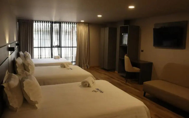 Giluxe Hotel