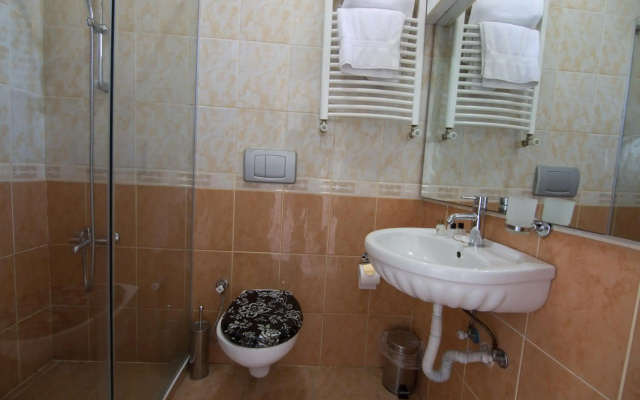 Element Suites